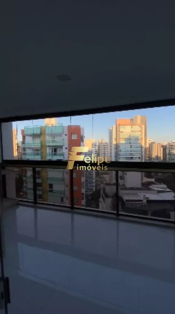 Apartamento à venda com 4 quartos, 220m² - Foto 9