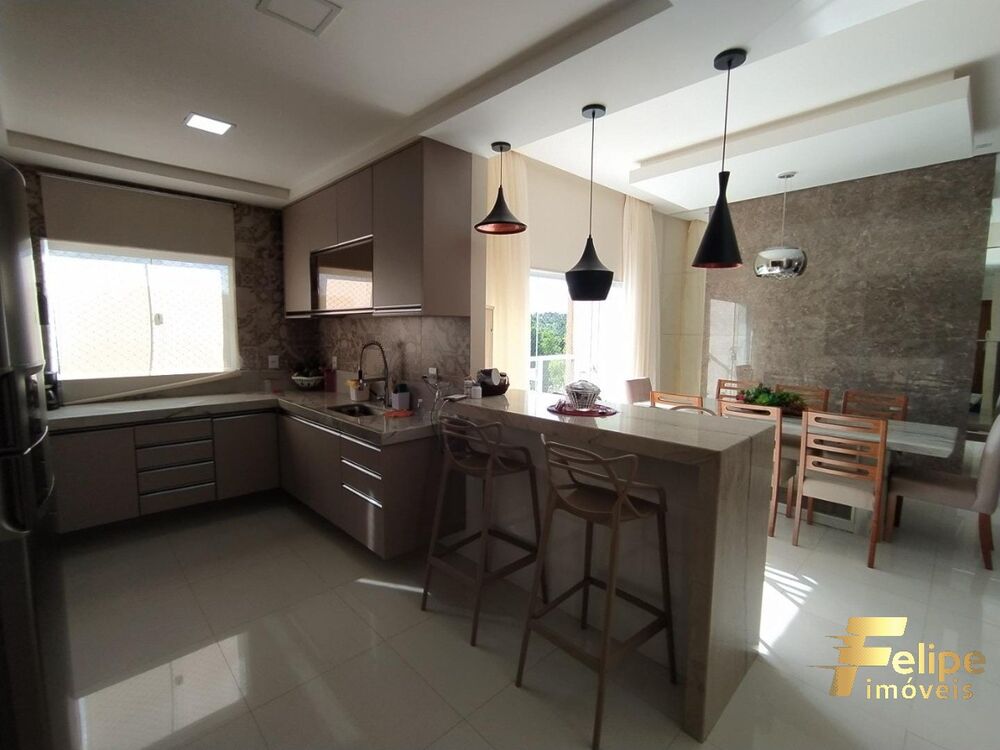 Casa à venda com 3 quartos, 270m² - Foto 12
