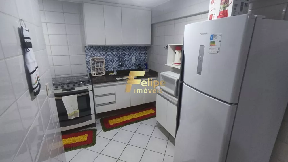 Apartamento à venda com 3 quartos, 70m² - Foto 2