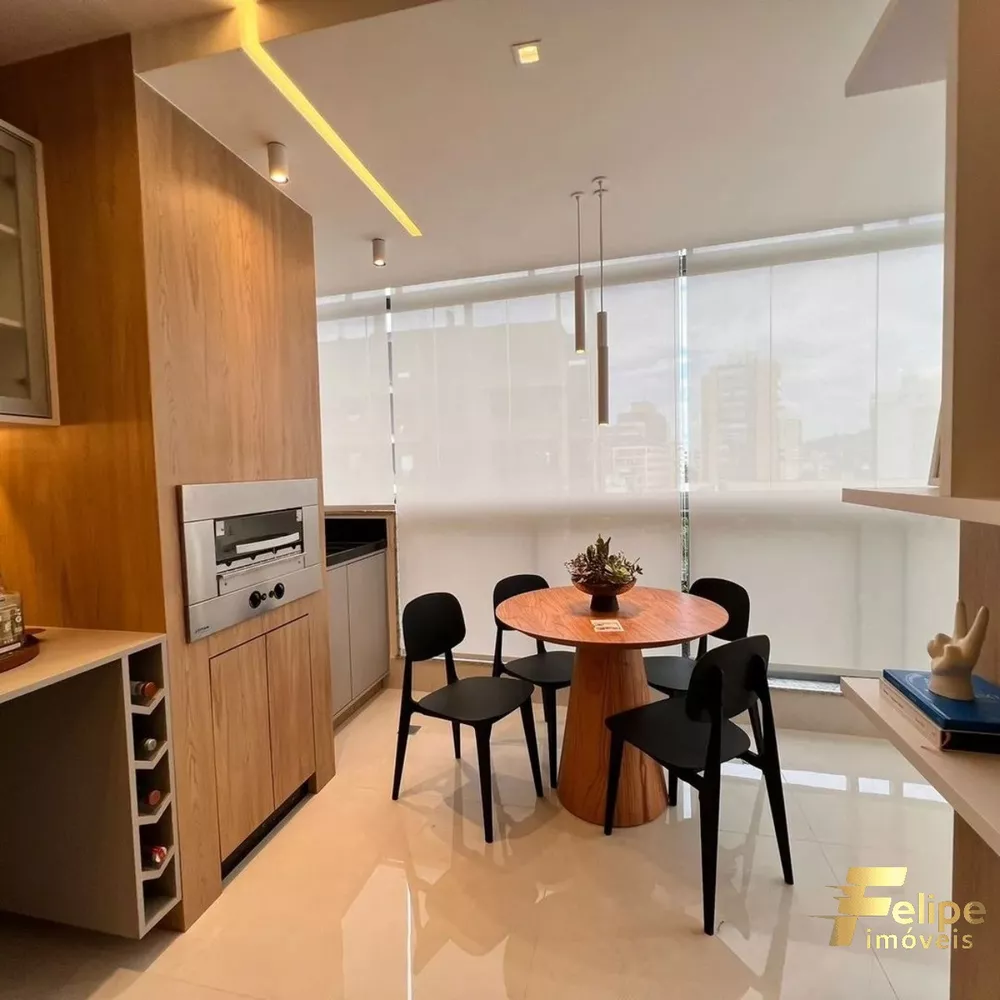 Apartamento à venda com 2 quartos, 73m² - Foto 1