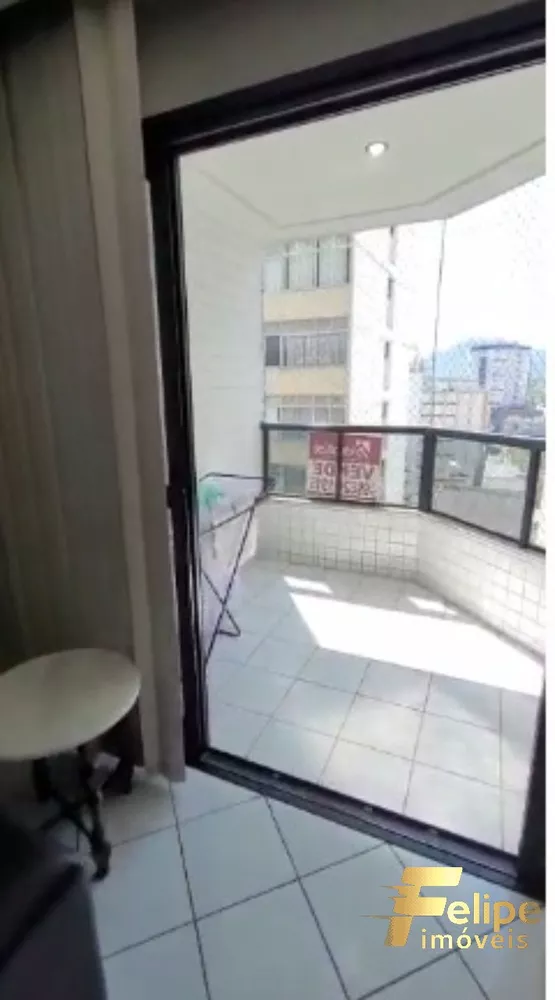 Apartamento à venda com 2 quartos, 90m² - Foto 2