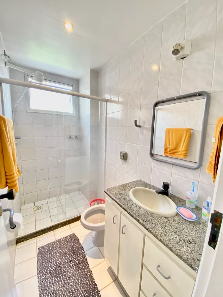 Apartamento à venda com 3 quartos, 112m² - Foto 2