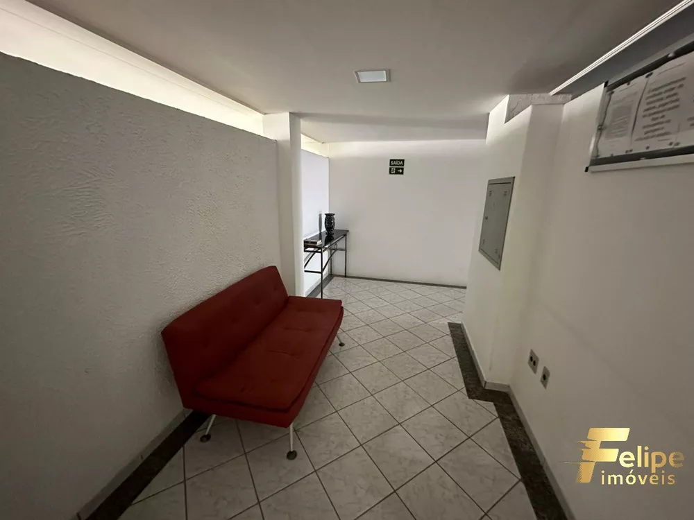 Apartamento à venda com 3 quartos, 137m² - Foto 3