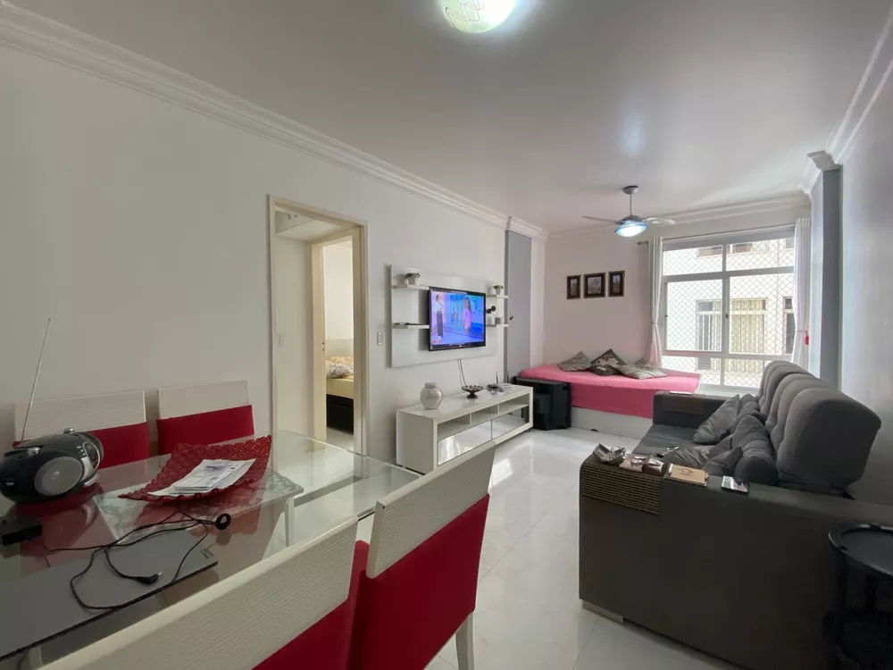 Apartamento à venda com 2 quartos, 70m² - Foto 1