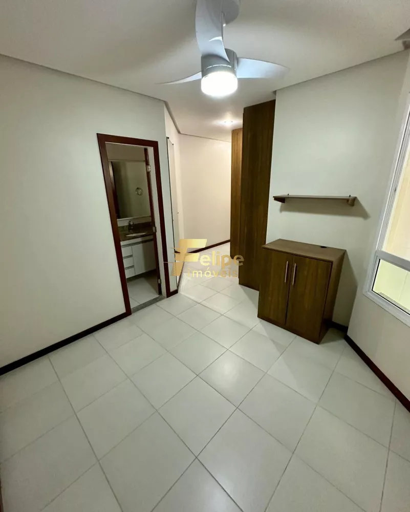 Apartamento à venda com 3 quartos, 110m² - Foto 2