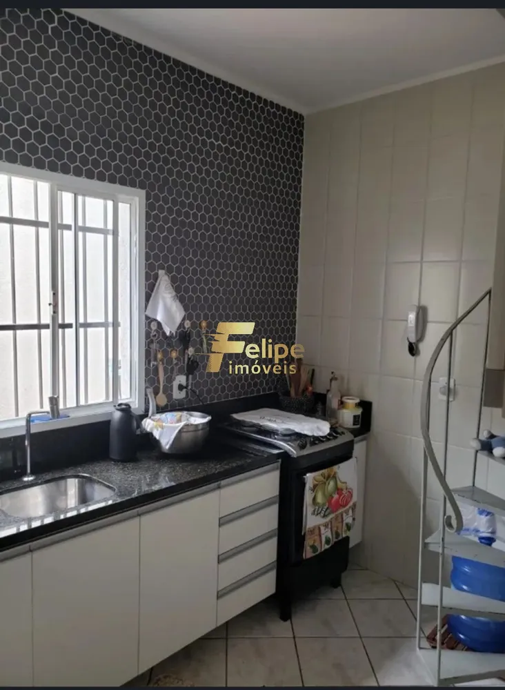 Casa, 3 quartos, 200 m² - Foto 2