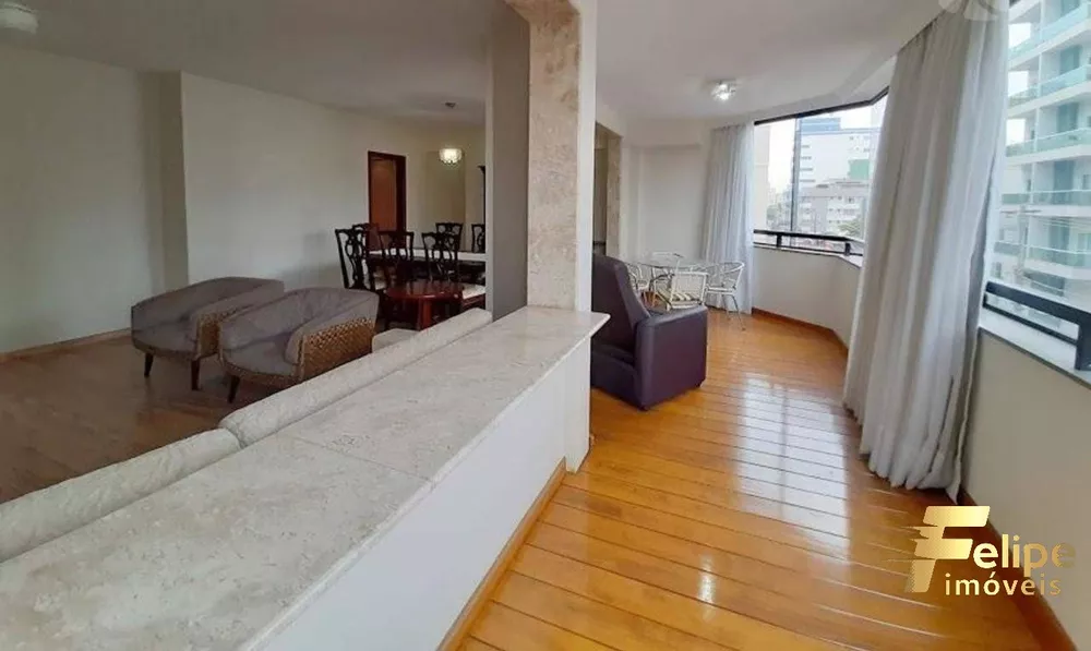 Apartamento à venda com 4 quartos, 215m² - Foto 2