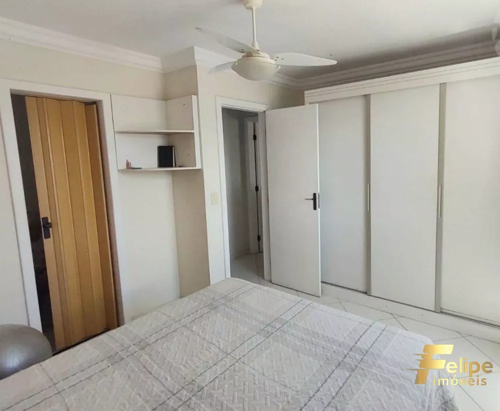 Cobertura à venda com 4 quartos, 250m² - Foto 2