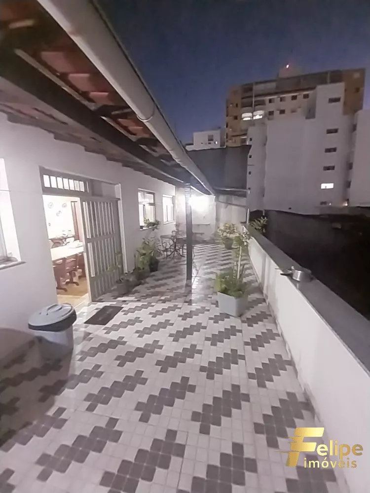 Apartamento à venda com 4 quartos, 220m² - Foto 4