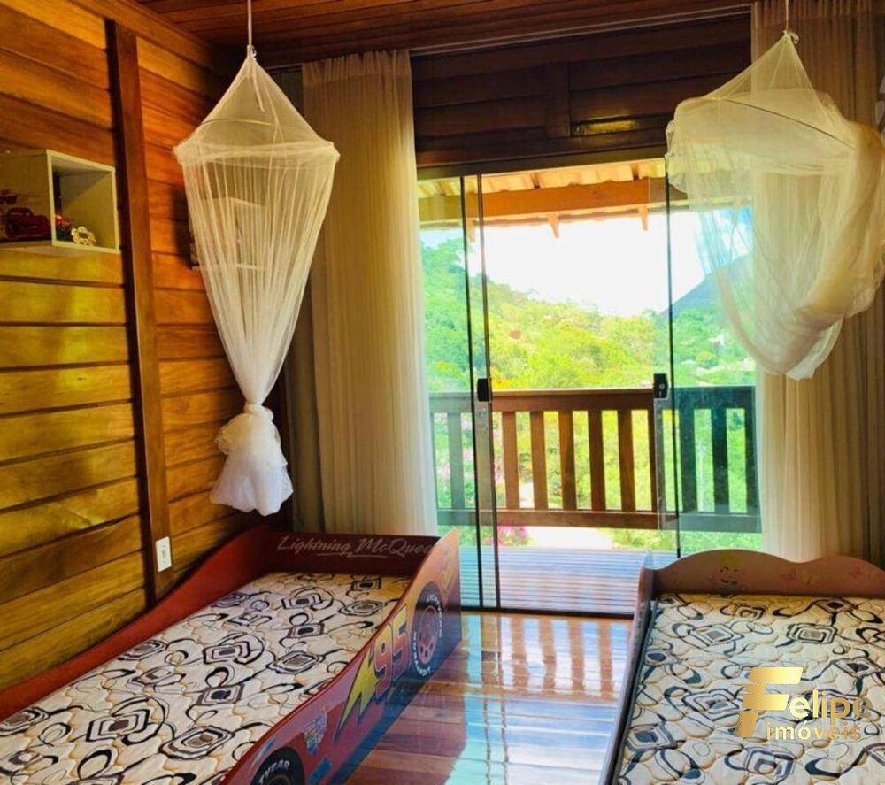 Chácara à venda com 8 quartos, 400m² - Foto 18
