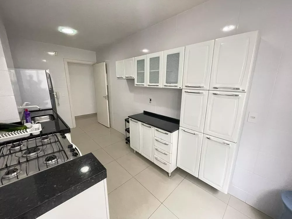 Apartamento à venda com 3 quartos, 96m² - Foto 8