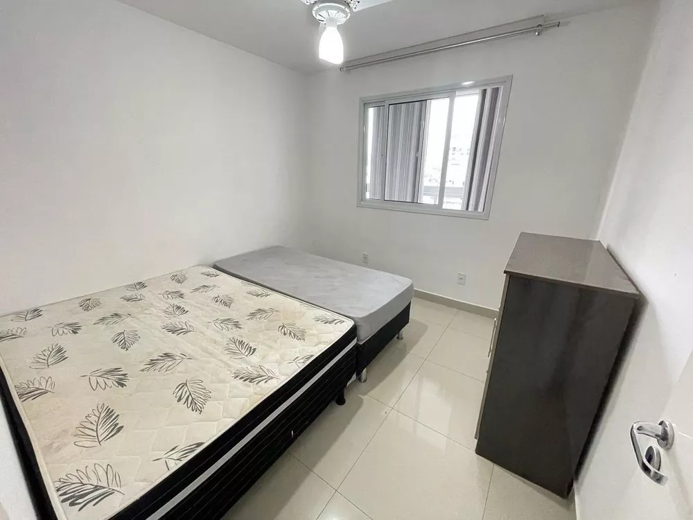 Apartamento à venda com 3 quartos, 96m² - Foto 4