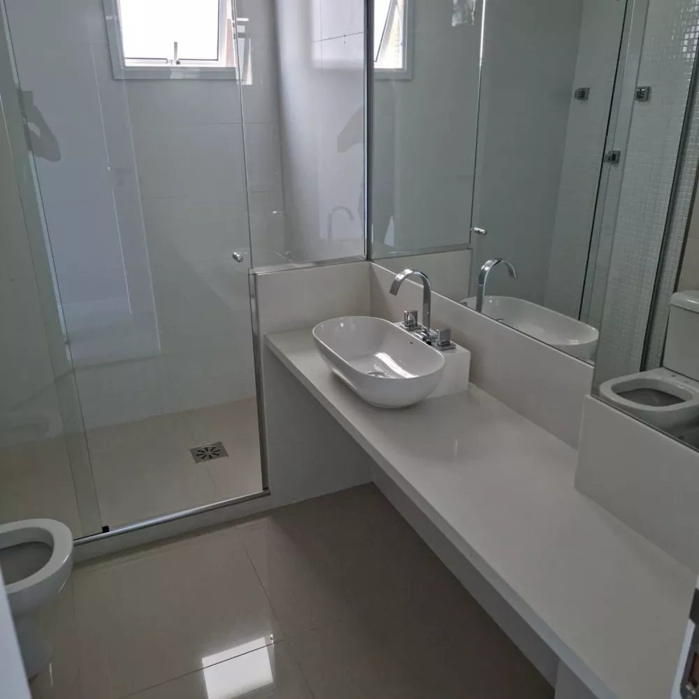 Apartamento à venda com 4 quartos, 180m² - Foto 4