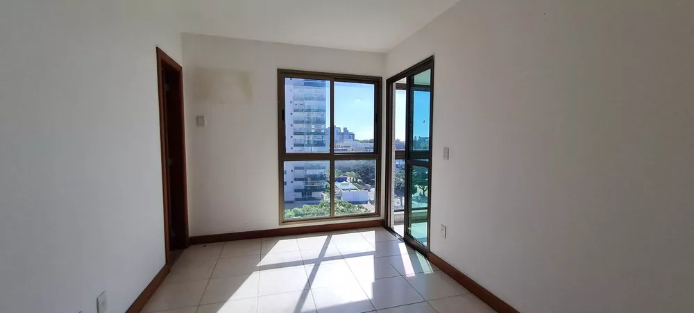 Apartamento à venda com 4 quartos, 265m² - Foto 17