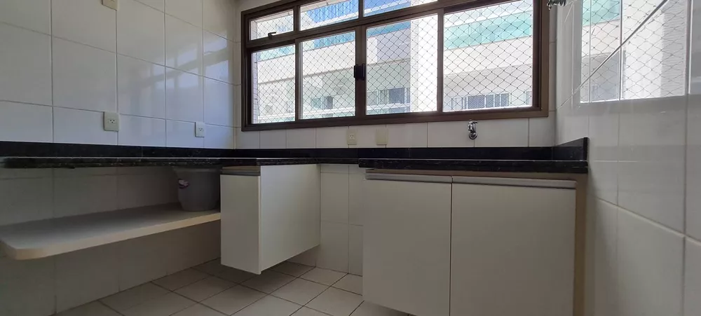 Apartamento à venda com 4 quartos, 265m² - Foto 7