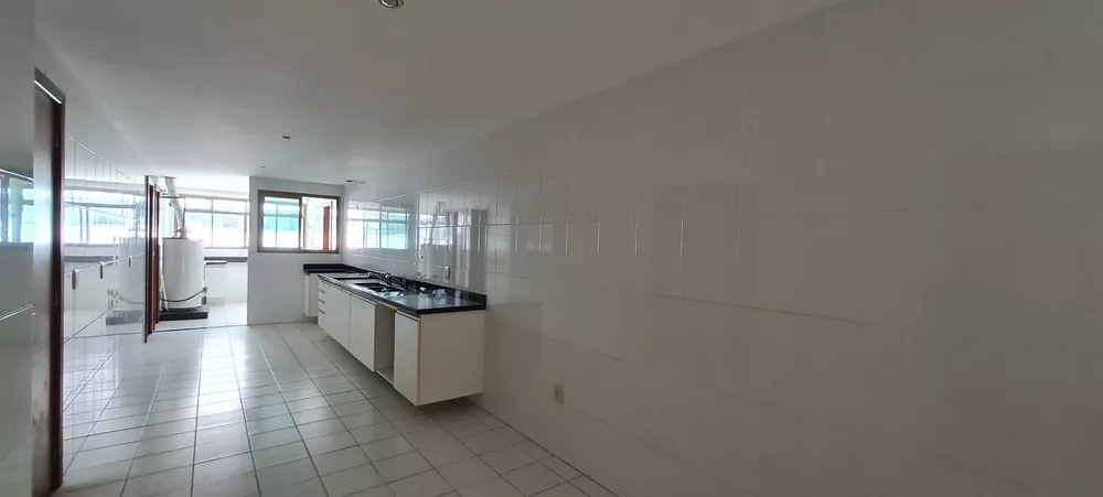 Apartamento à venda com 4 quartos, 265m² - Foto 10