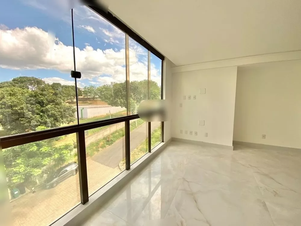 Apartamento à venda com 3 quartos, 170m² - Foto 1