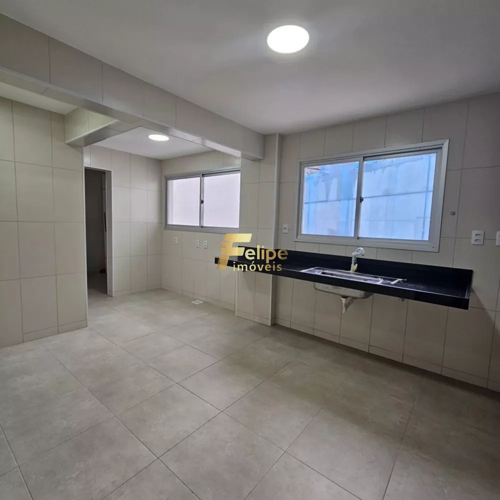 Apartamento à venda com 3 quartos, 150m² - Foto 3