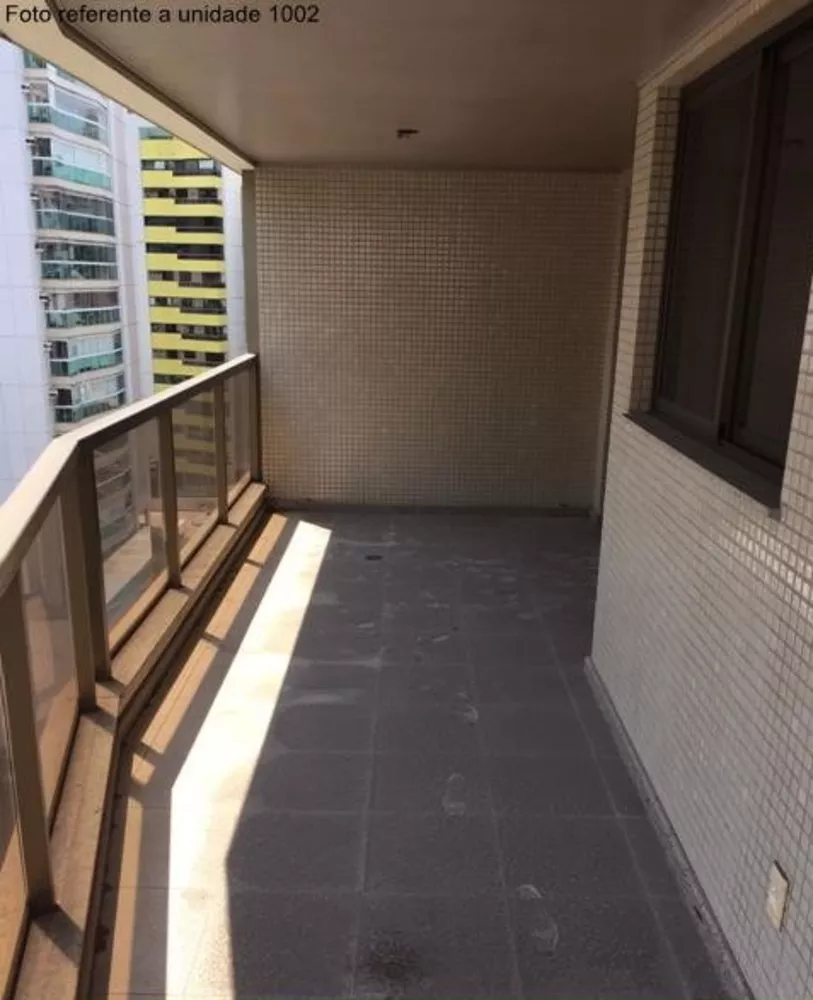 Apartamento à venda com 4 quartos, 144m² - Foto 1