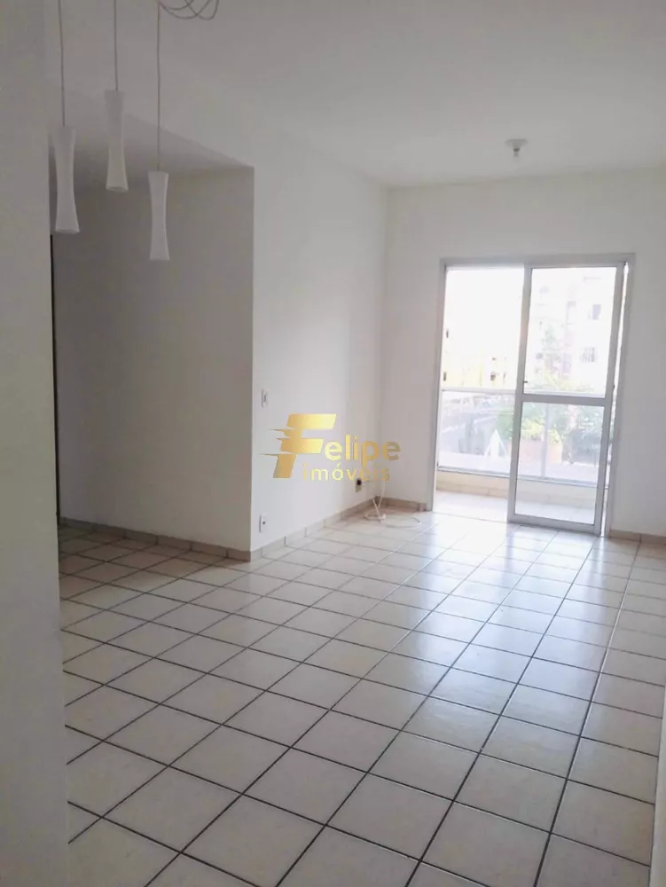 Apartamento à venda com 3 quartos, 75m² - Foto 1