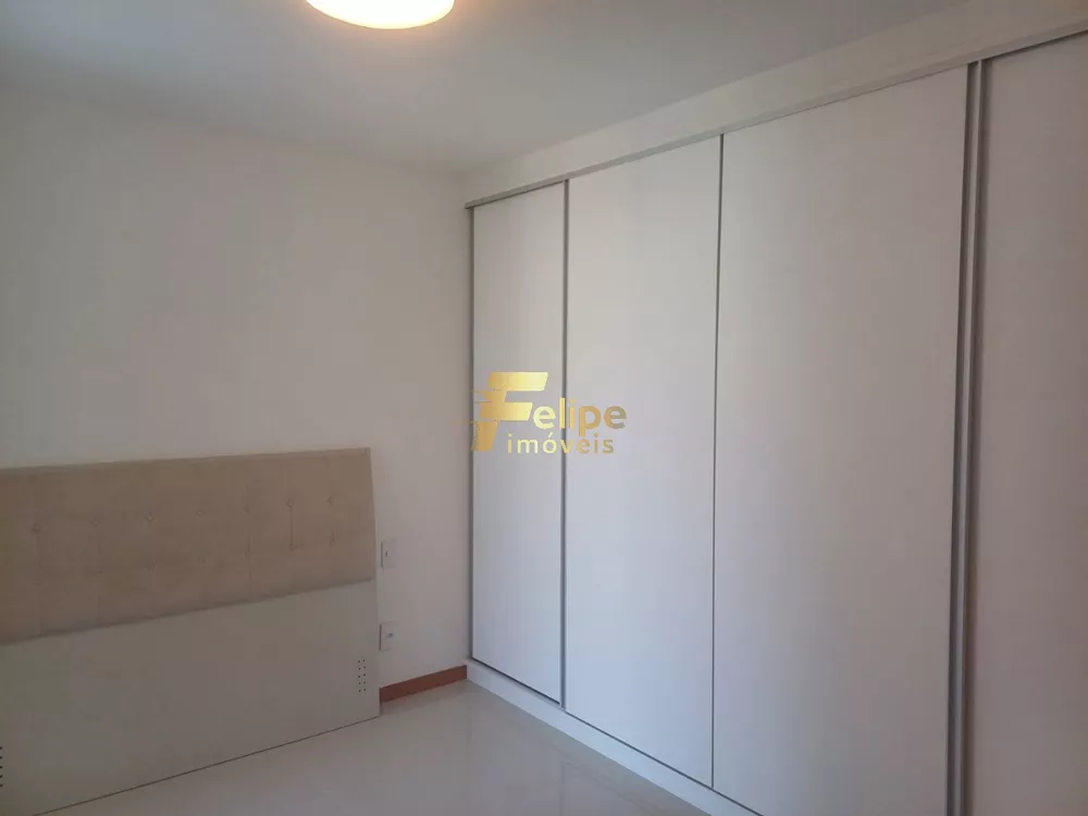 Apartamento à venda com 3 quartos, 111m² - Foto 4