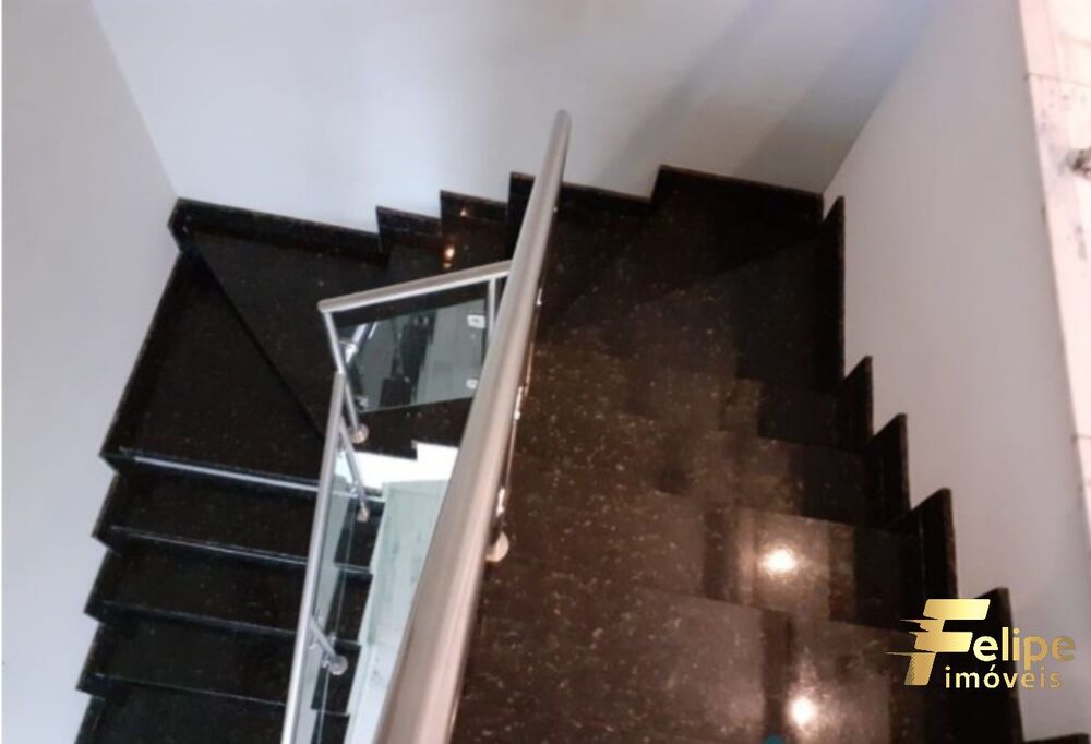 Cobertura à venda com 6 quartos, 200m² - Foto 6