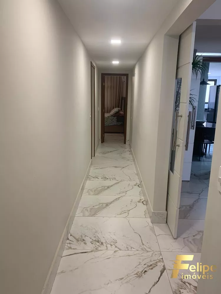 Apartamento à venda com 3 quartos, 180m² - Foto 4