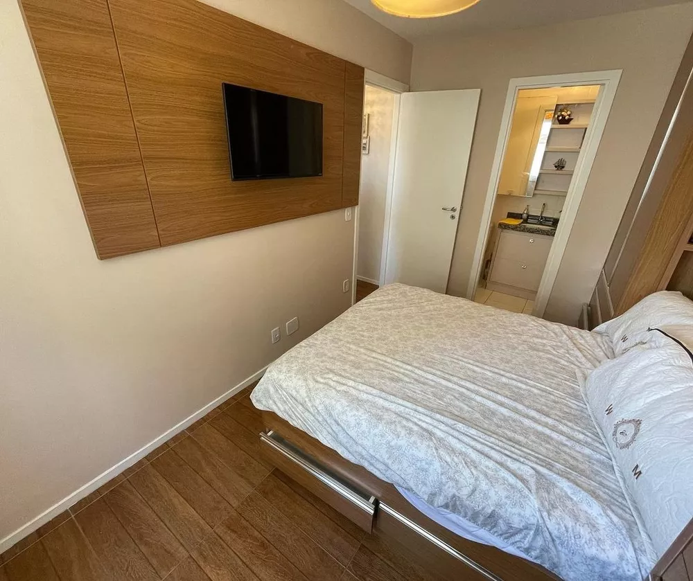 Apartamento à venda com 2 quartos, 60m² - Foto 2