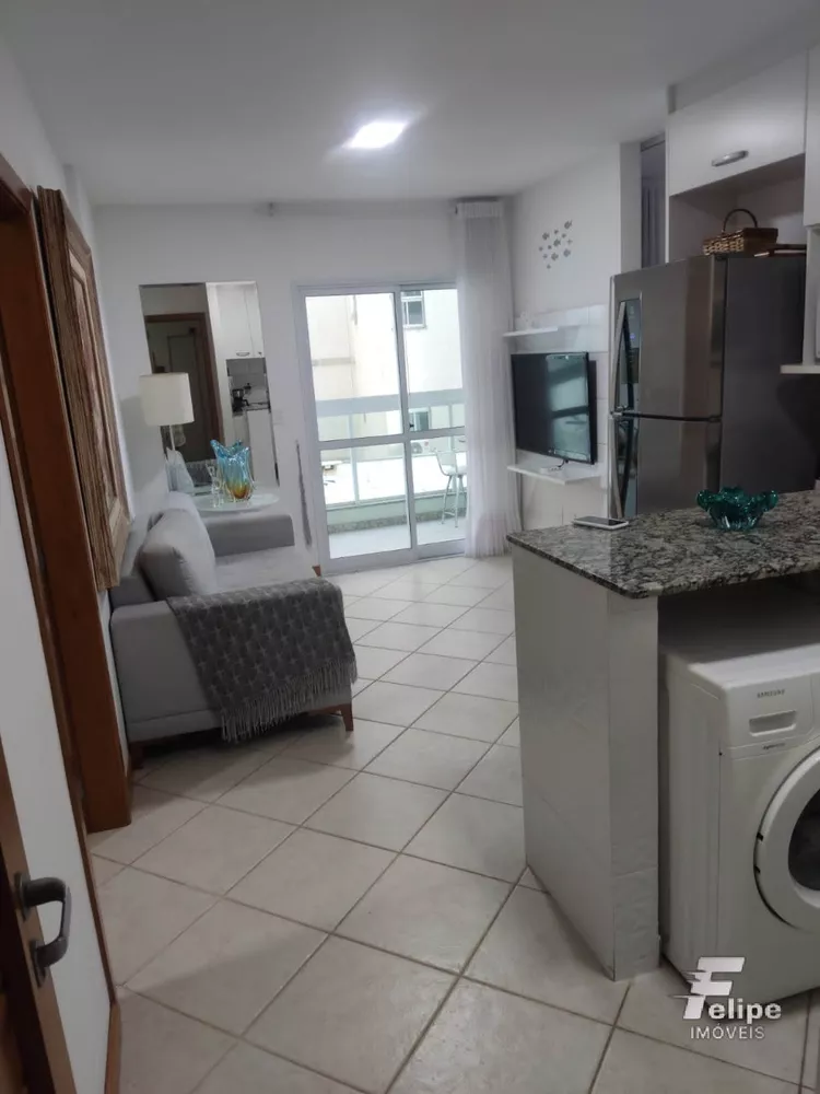 Apartamento à venda com 2 quartos, 70m² - Foto 7