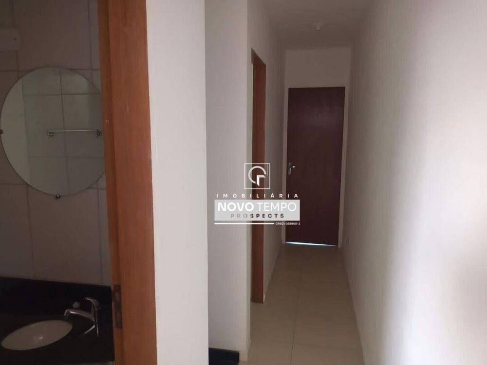 Casa à venda com 3 quartos, 110m² - Foto 4