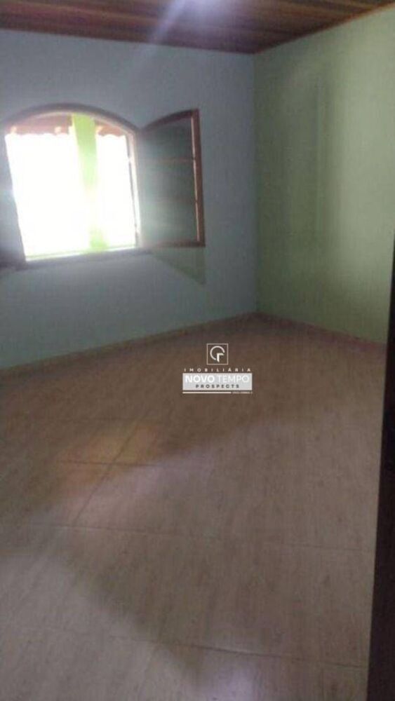 Chácara à venda com 2 quartos, 4650m² - Foto 7