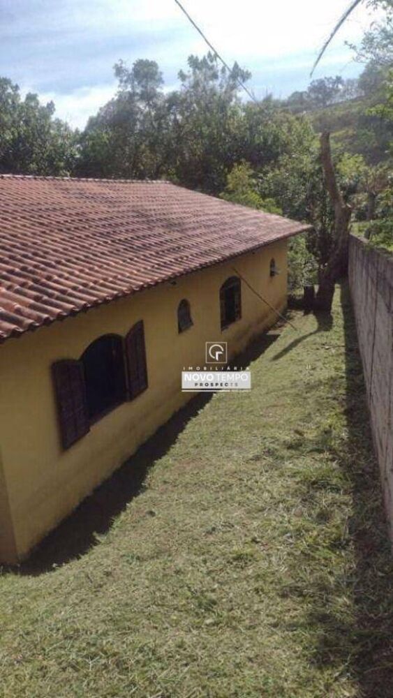 Chácara à venda com 2 quartos, 4650m² - Foto 3