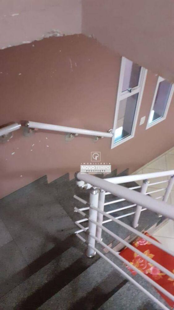 Casa à venda com 4 quartos, 300m² - Foto 6