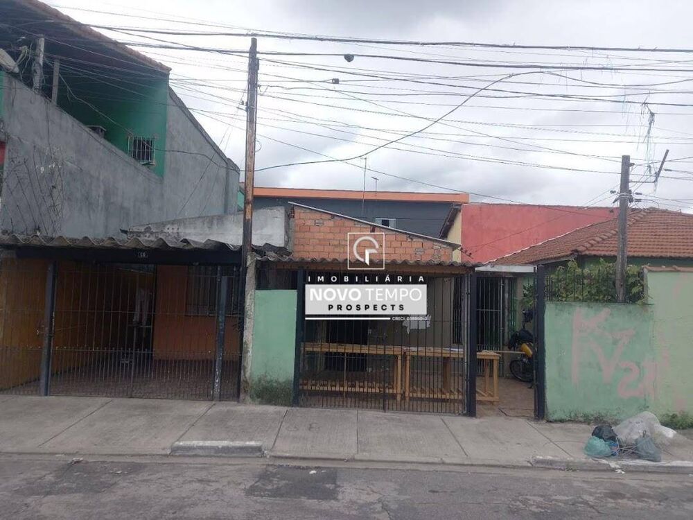 Casa à venda com 2 quartos, 227m² - Foto 3