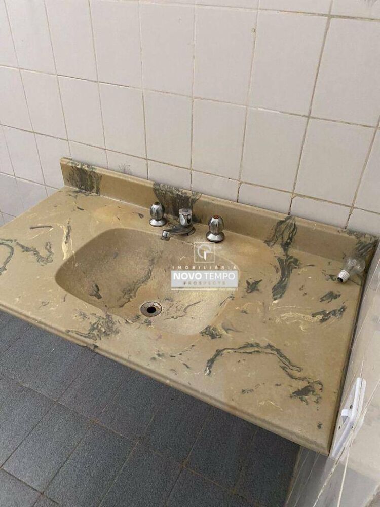 Casa à venda com 3 quartos, 200m² - Foto 17