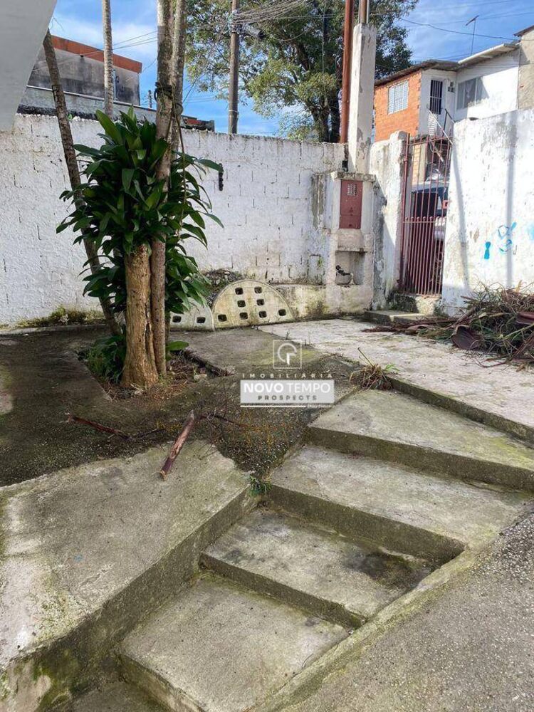 Casa à venda com 3 quartos, 200m² - Foto 9