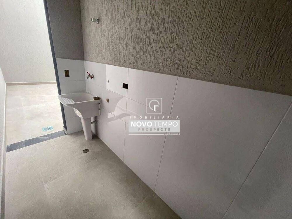 Casa à venda com 3 quartos, 150m² - Foto 4