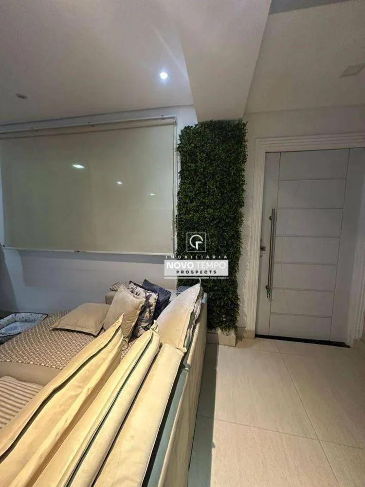 Sobrado, 3 quartos, 240 m² - Foto 1