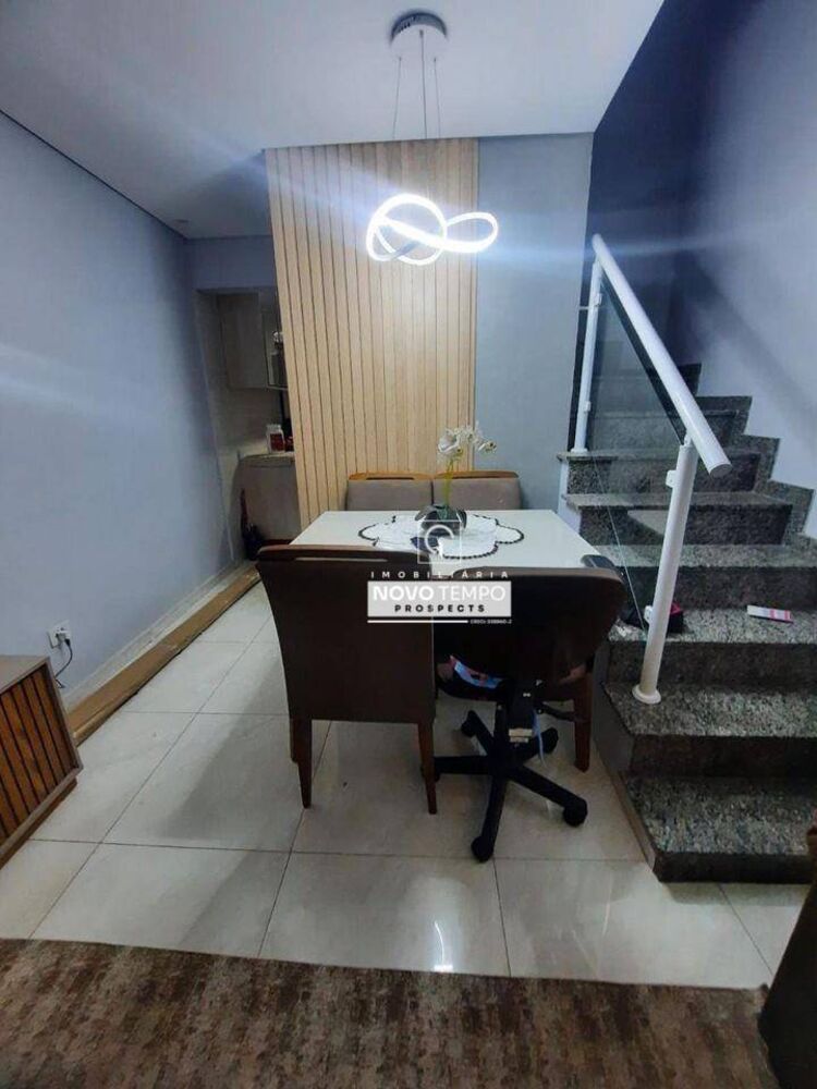 Casa à venda com 2 quartos, 70m² - Foto 12