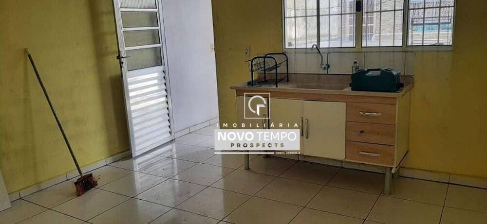 Casa à venda com 6 quartos, 150m² - Foto 16