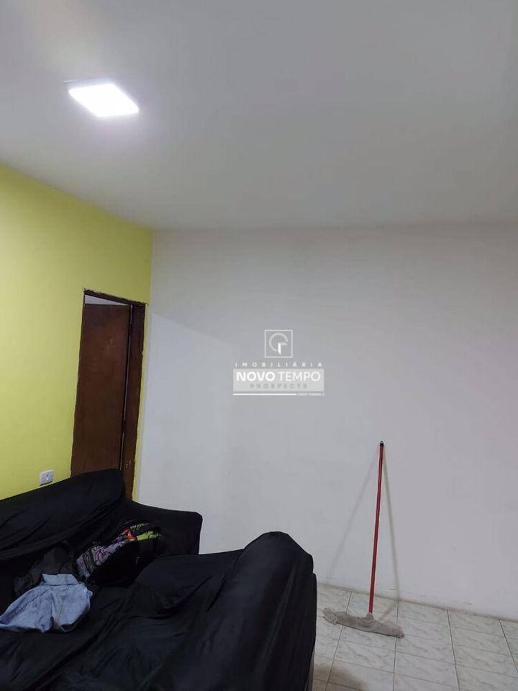 Casa à venda com 4 quartos, 5m² - Foto 7