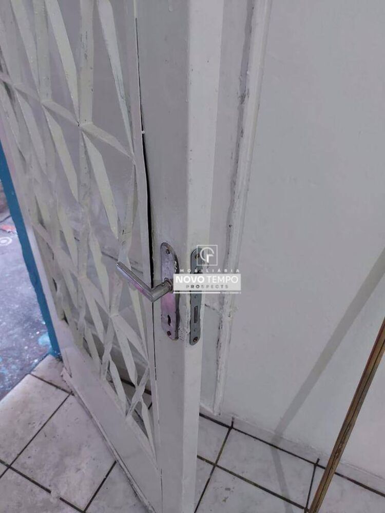 Casa à venda com 4 quartos, 5m² - Foto 18