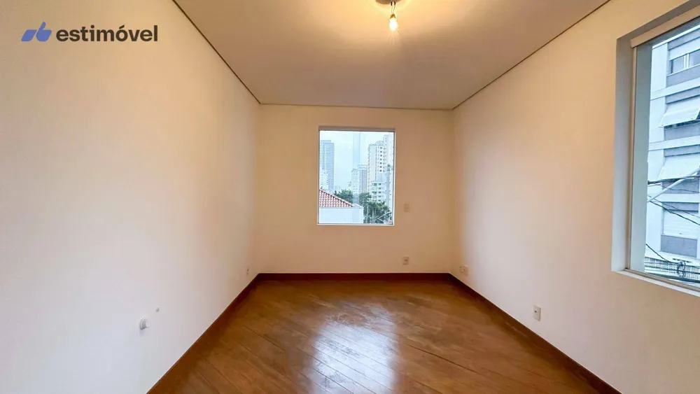 Casa, 6 quartos, 243 m² - Foto 11