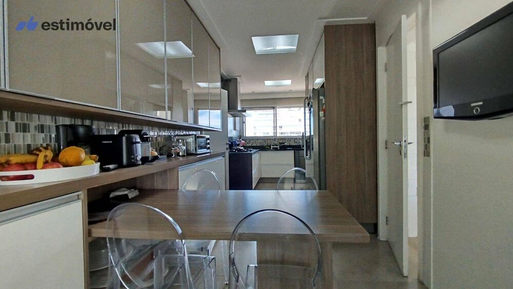 Apartamento à venda com 3 quartos, 180m² - Foto 24