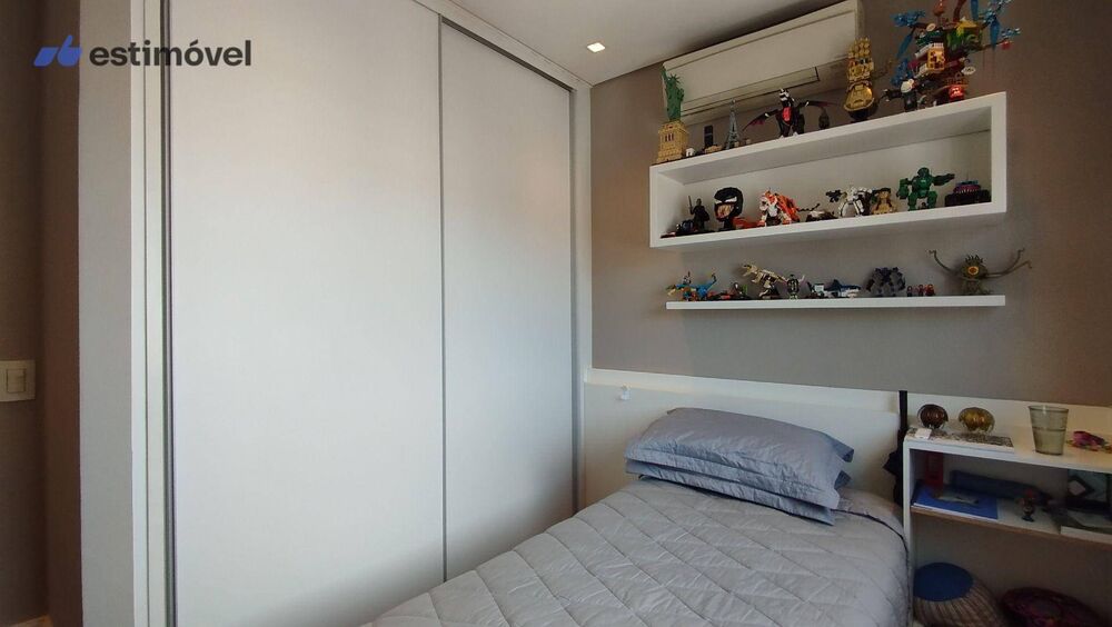 Apartamento à venda com 3 quartos, 180m² - Foto 14