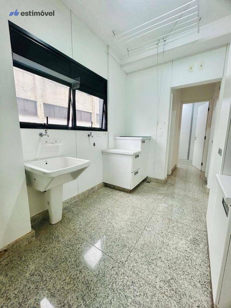 Apartamento à venda com 4 quartos, 190m² - Foto 11