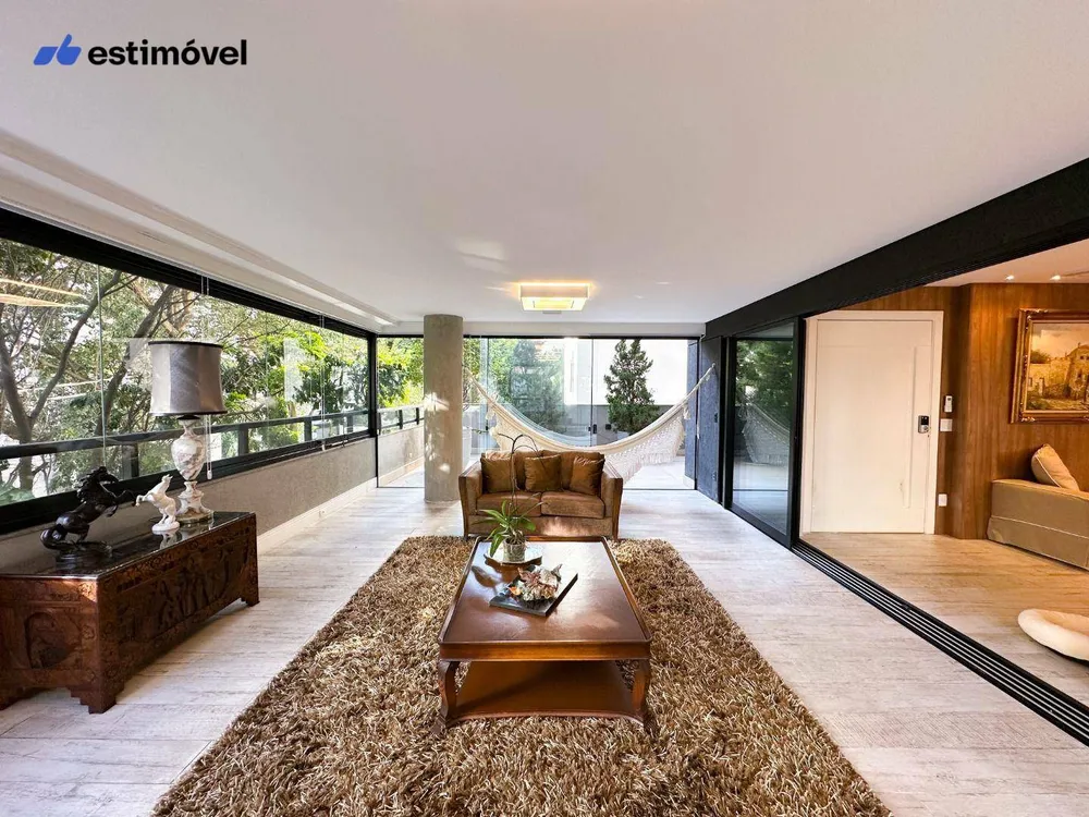 Apartamento, 3 quartos, 350 m² - Foto 1