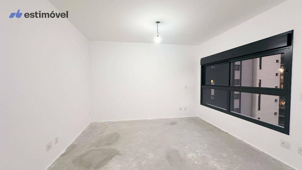 Apartamento à venda com 3 quartos, 195m² - Foto 4