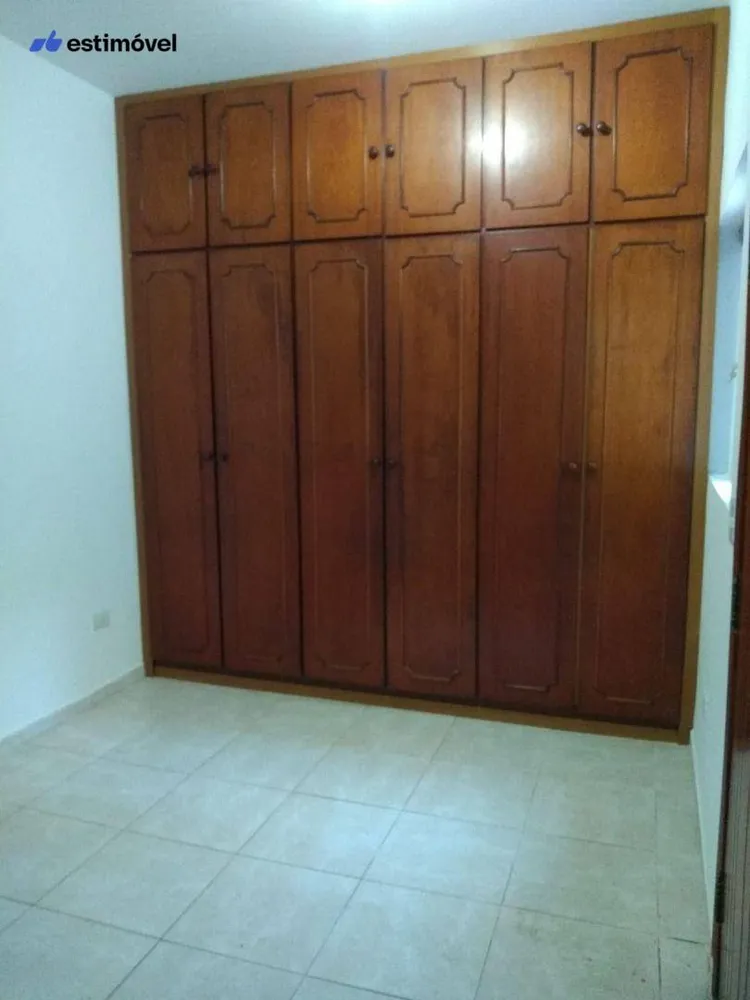 Casa, 3 quartos, 202 m² - Foto 3
