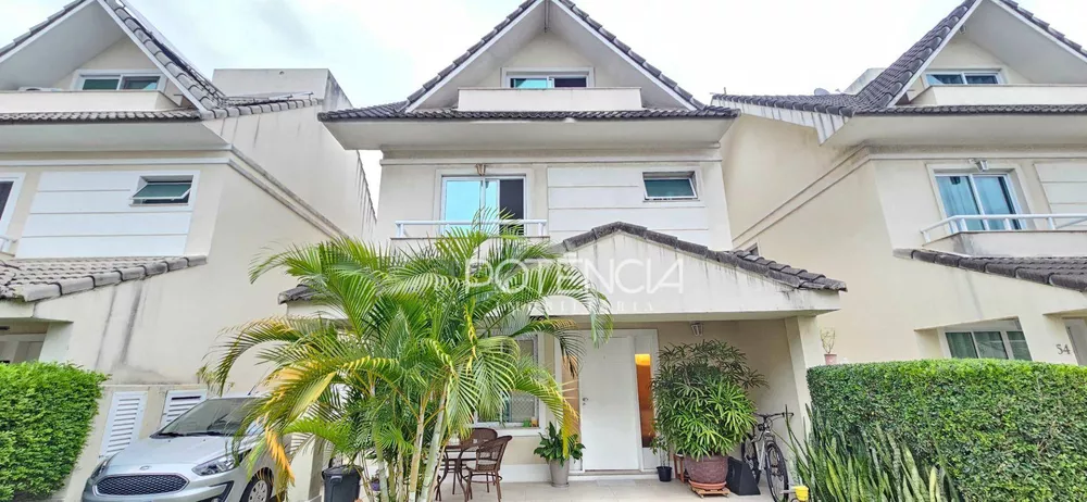 Casa de Condomínio, 4 quartos - Foto 1